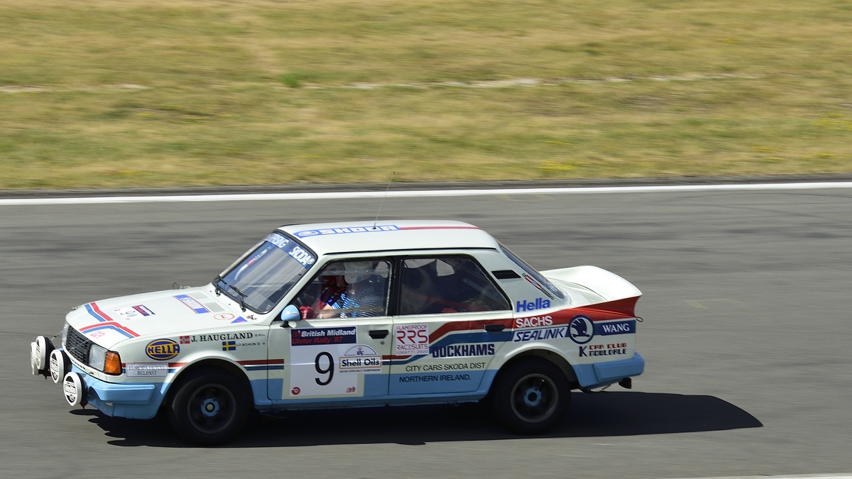 9  Skoda 130 LR 745 (1989)