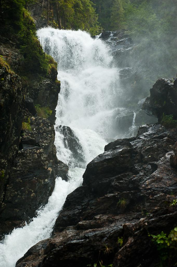 9 Wasserfall dynamisch