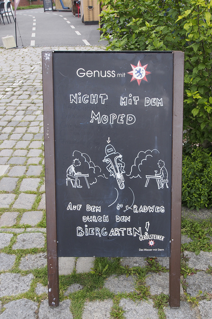 _EM50184Axl.jpg