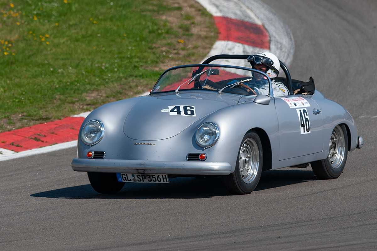 _RG72642-1200.jpg