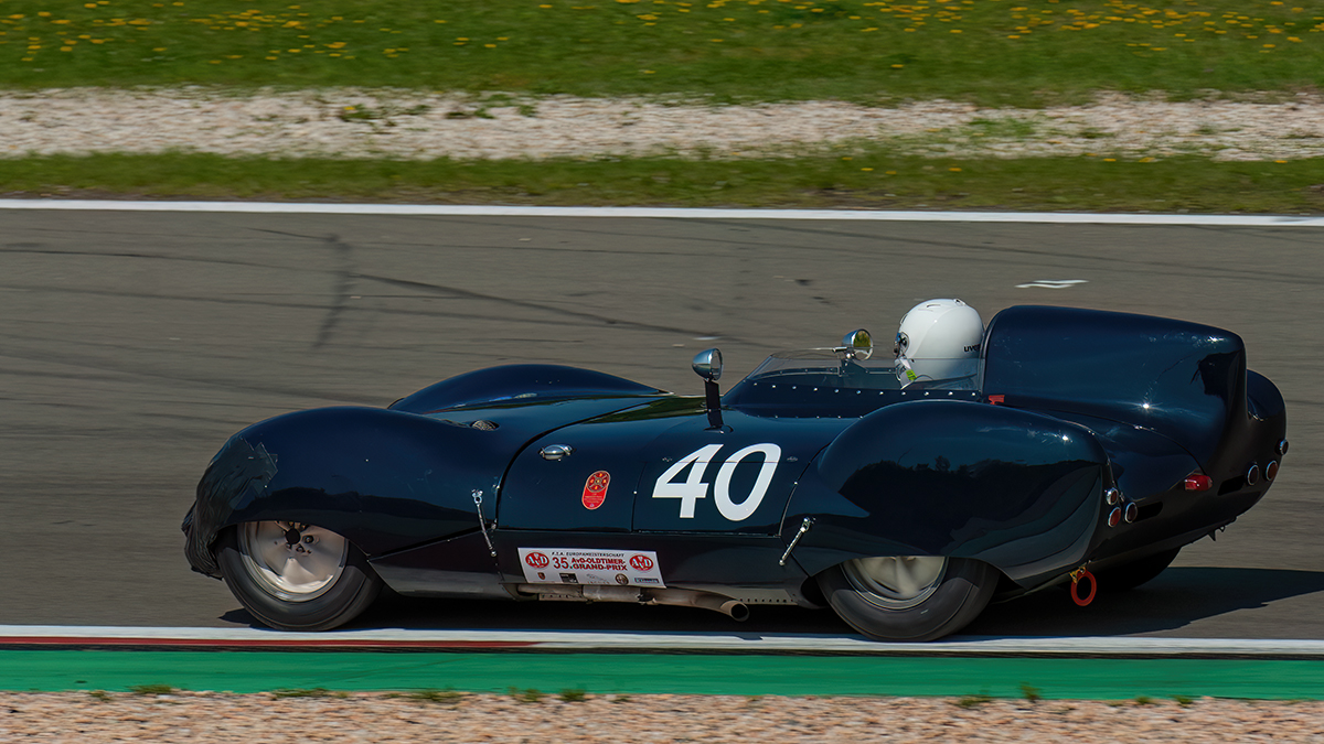 _RG73195-1200.jpg