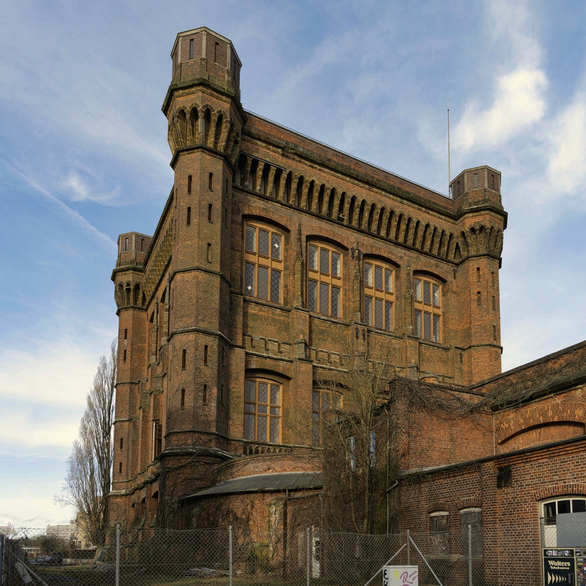 _Z7F6365-.JPG