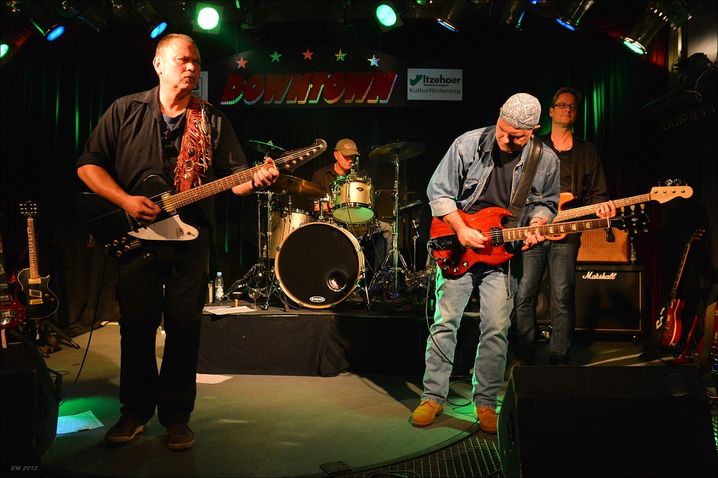 aaacomp bluespackage 20120922 0988