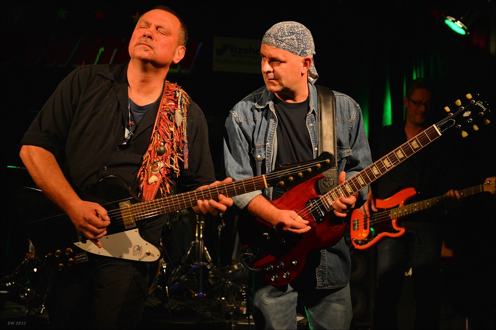 aaacomp bluespackage 20120922 1075