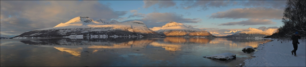 aacomp Tromsoe 20120226 3710 stitch b