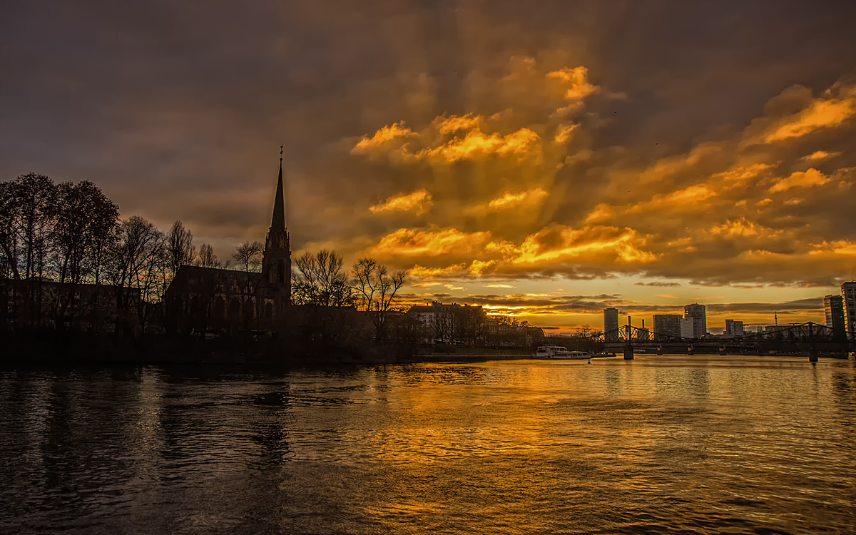 Abendwolken Frankfurt