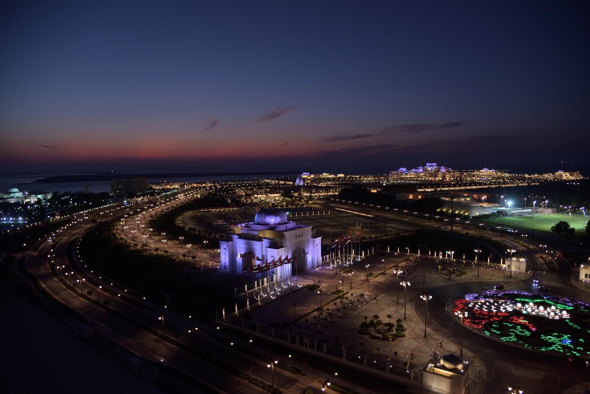 Abu Dhabi 4.jpg