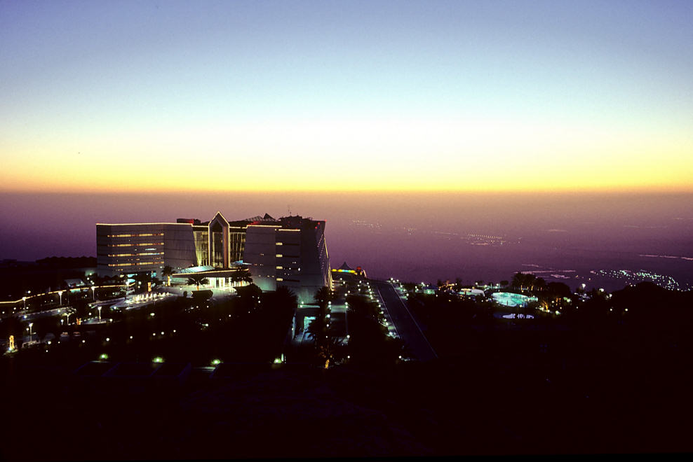 Abu Dhabi: Jebel Hafeet - Hotel Mercure
