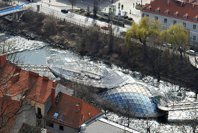 Acconci Murinsel vom Schlossberg