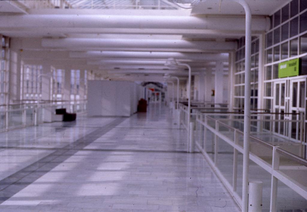 airport in white