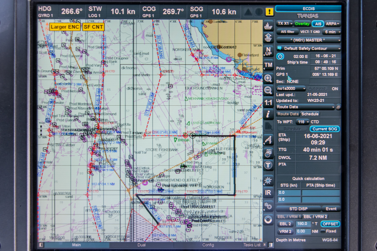 AL557-127.jpg