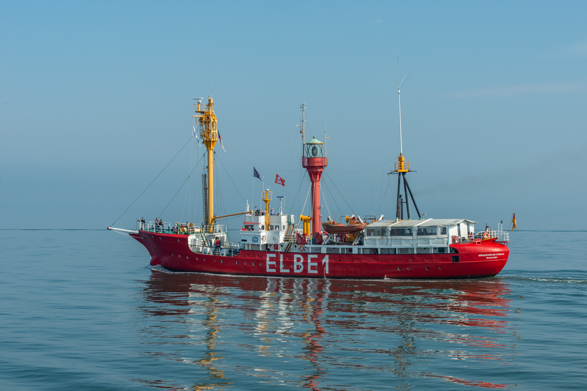 AL557-18.jpg