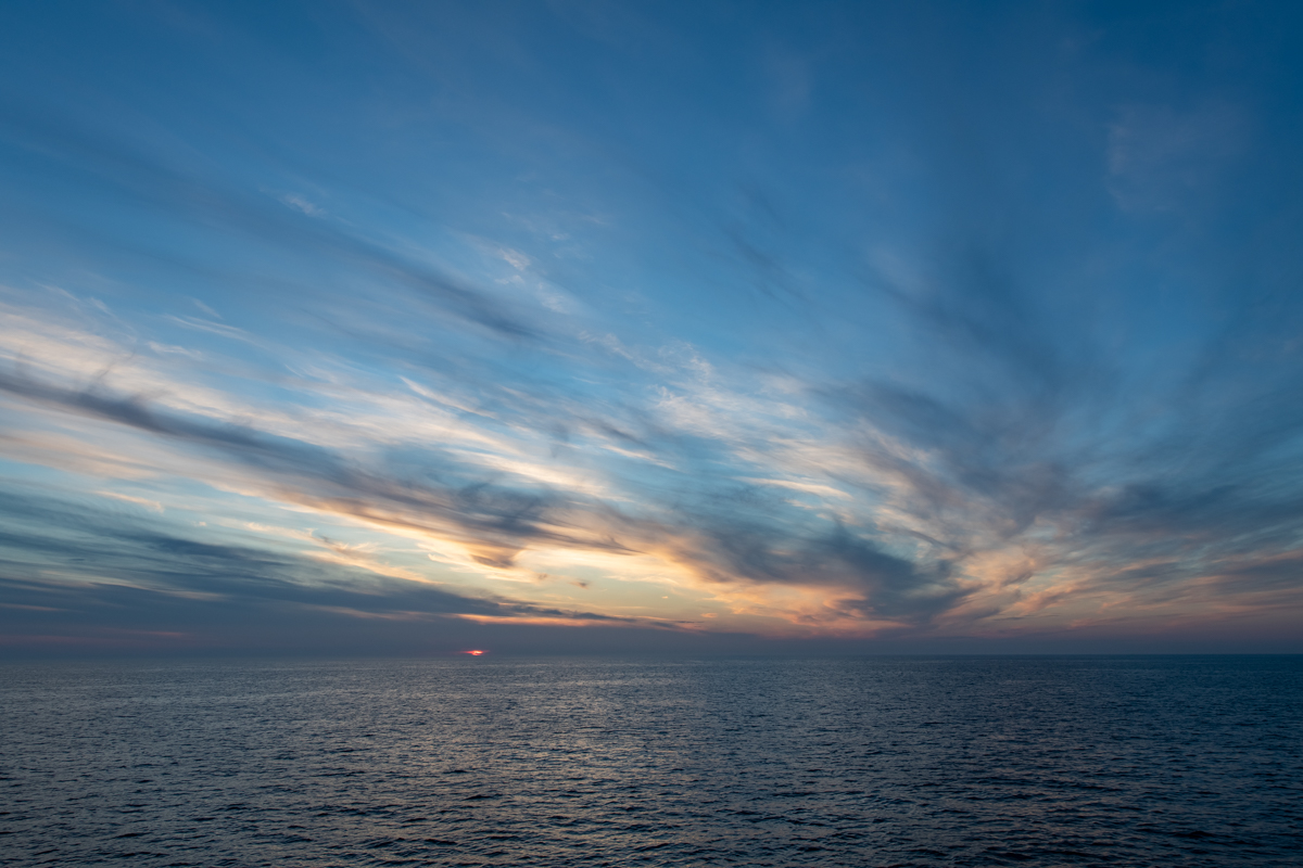 AL557-85.jpg