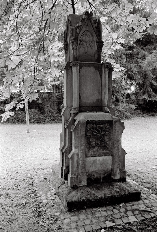 Alter Friedhof 17