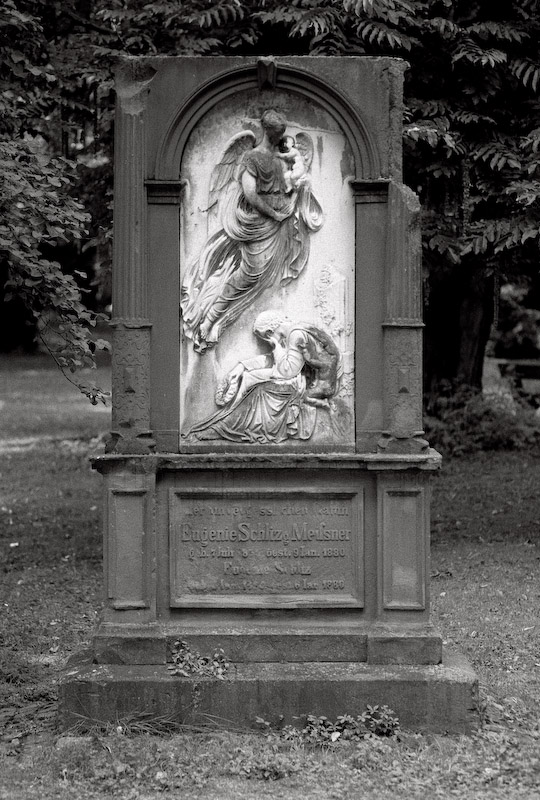 Alter Friedhof 4