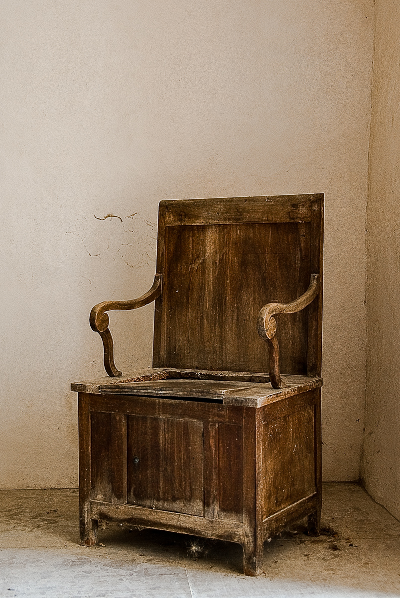 Alter Stuhl 2166 Bearbeitet Bearbeitet 1