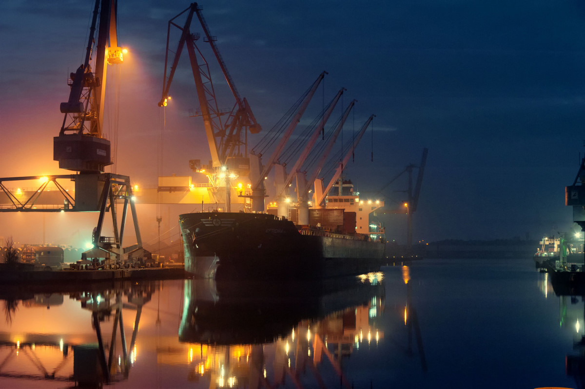 Am frühen Sonntagmorgen im Hafen