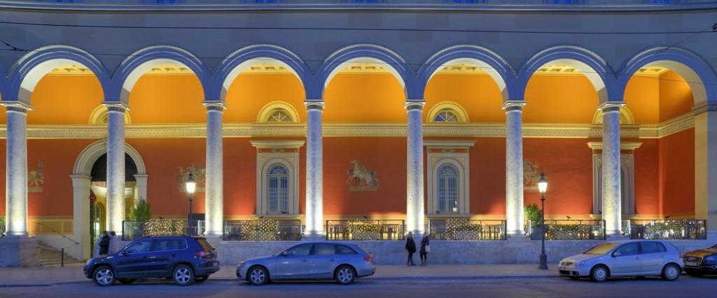 Am Max-Josephs-Platz München