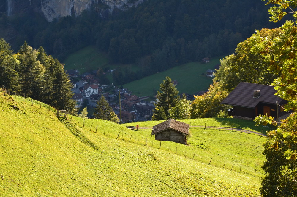 An den Hängen scheint noch die Sonne