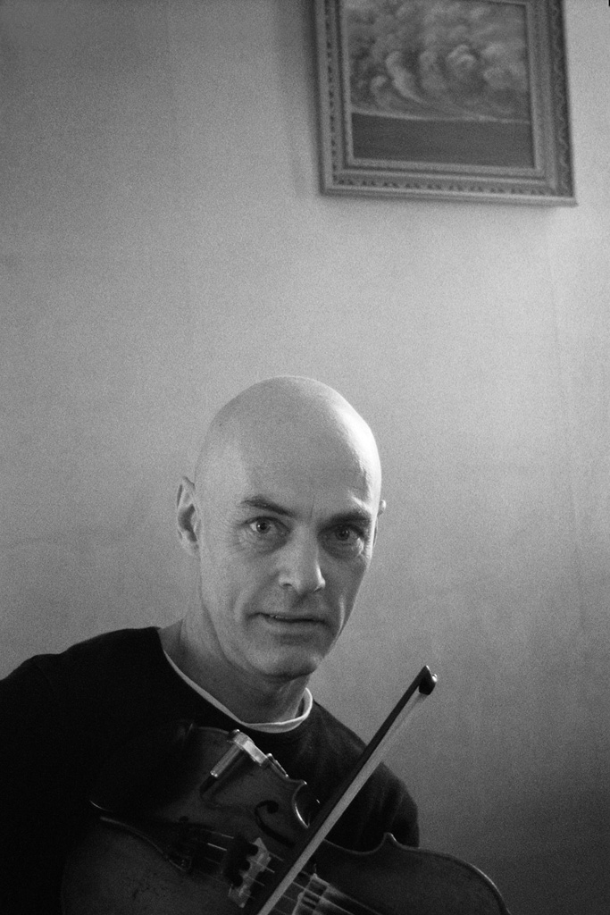 András