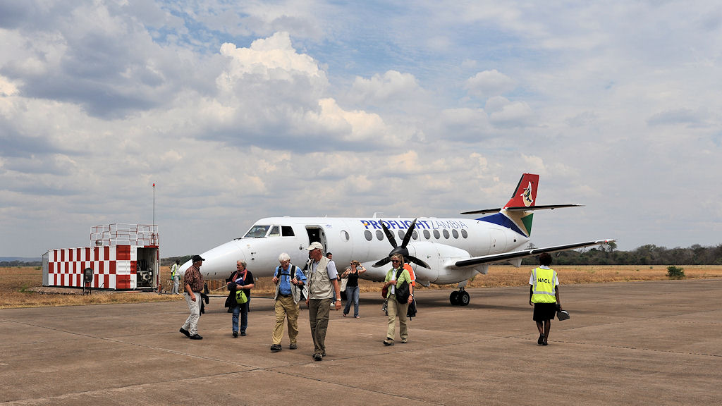 Ankunft in Mfuwe
6074