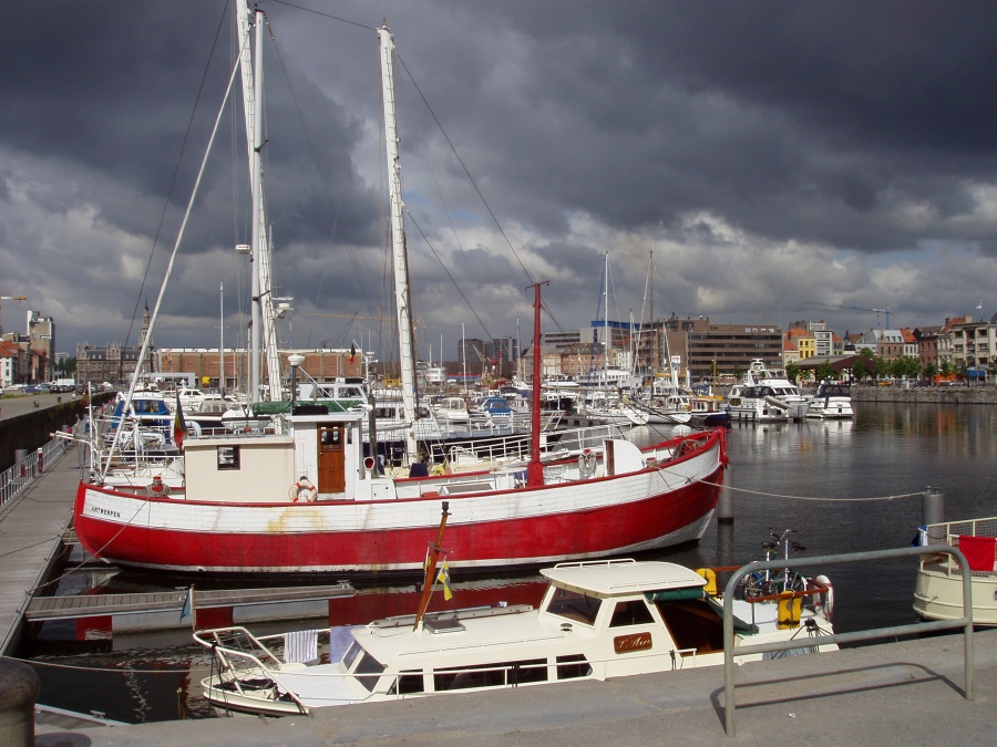 Antwerpen   2004 05 23 10 30 20   Yachthafen 3