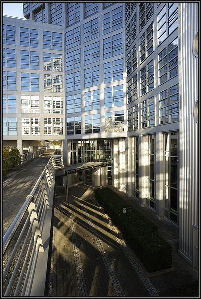 Architektur 04
D700 &amp; AI-S 3.5/20mm bei Blende 11.0
