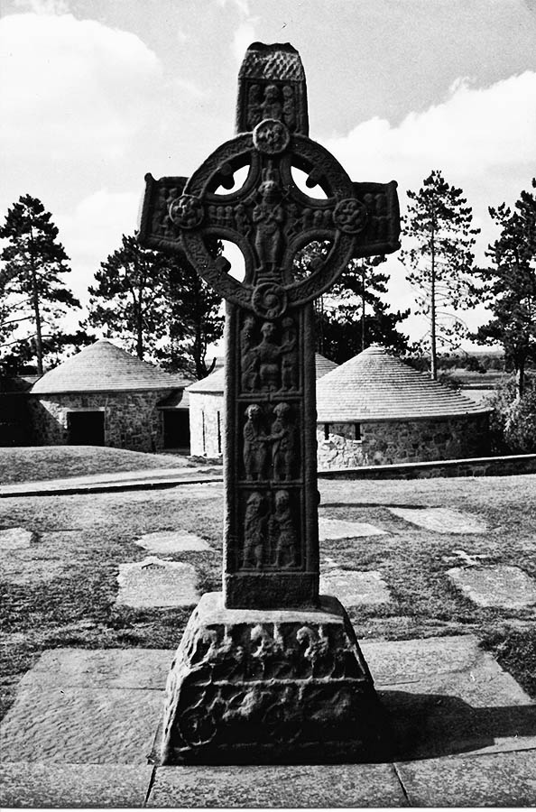 athlone cross2