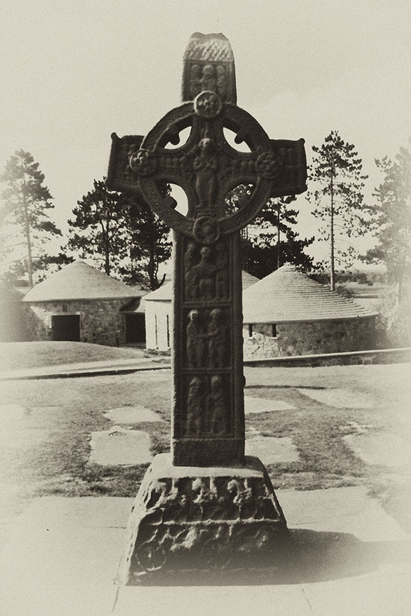 athlone cross2