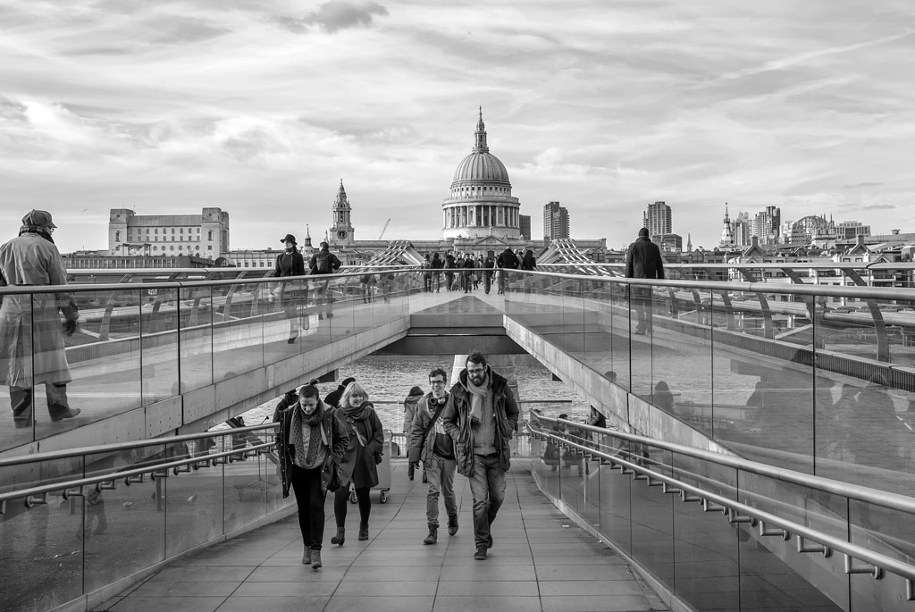 aufgang millenium bridge