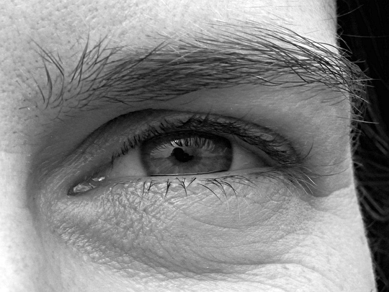 Auge von Annett (Nikon AF 50/1.8 mit Distanzringen)
