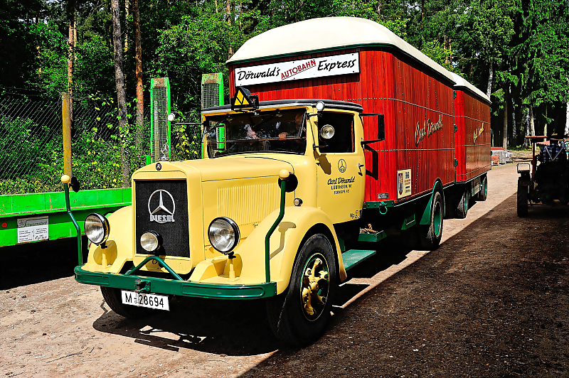 Autobahn Express.jpg