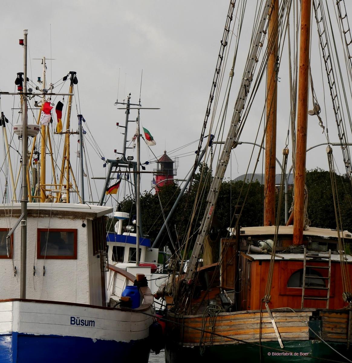 Büsum September mit Leuchtturm