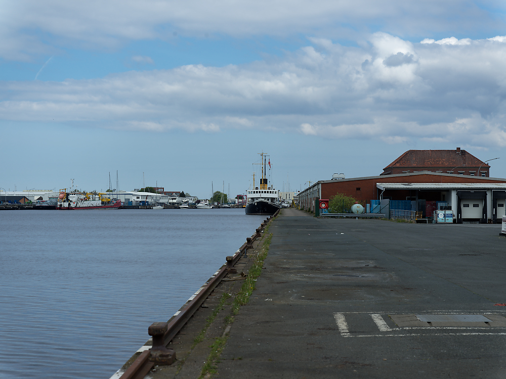 B0000855 Wal.jpg