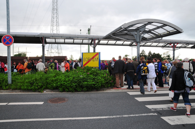 Bahnhof Emden Außenhafen (MHX 3333auto HTx)