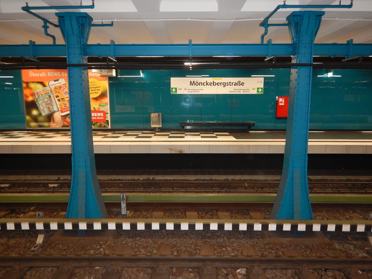 Bahnhof.jpg