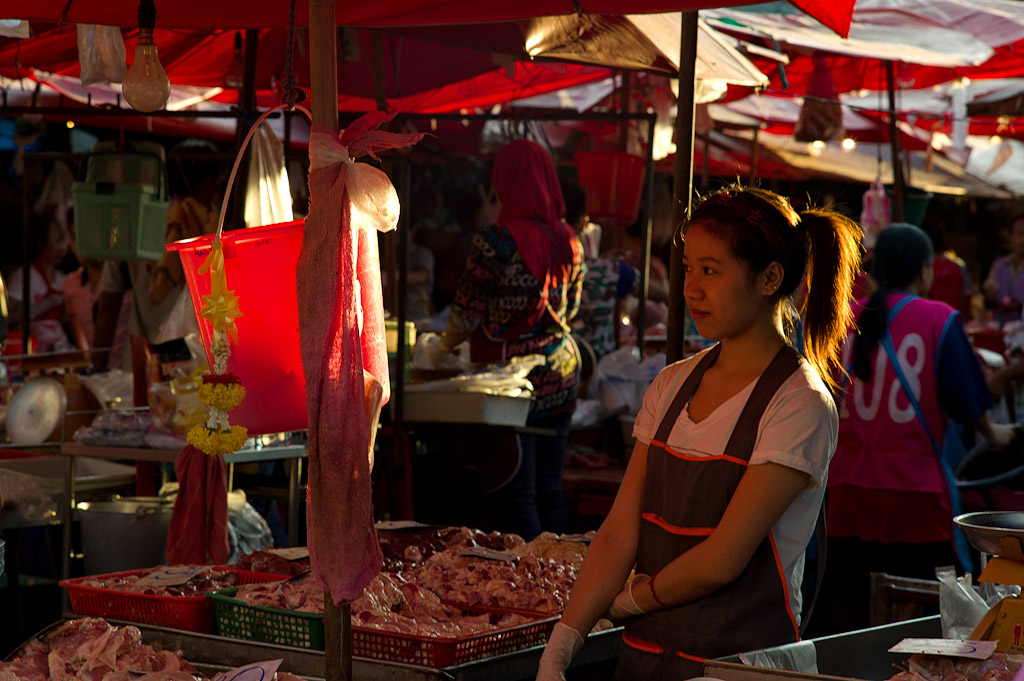 bangkok klong toey market 1016261