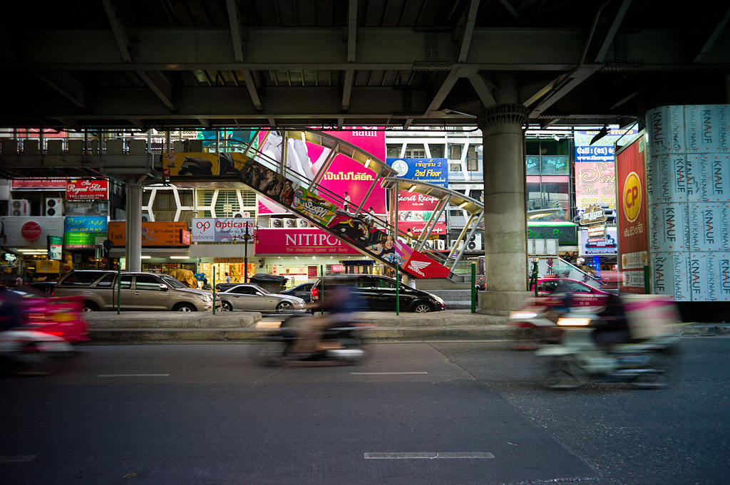 bangkok night L1012837
