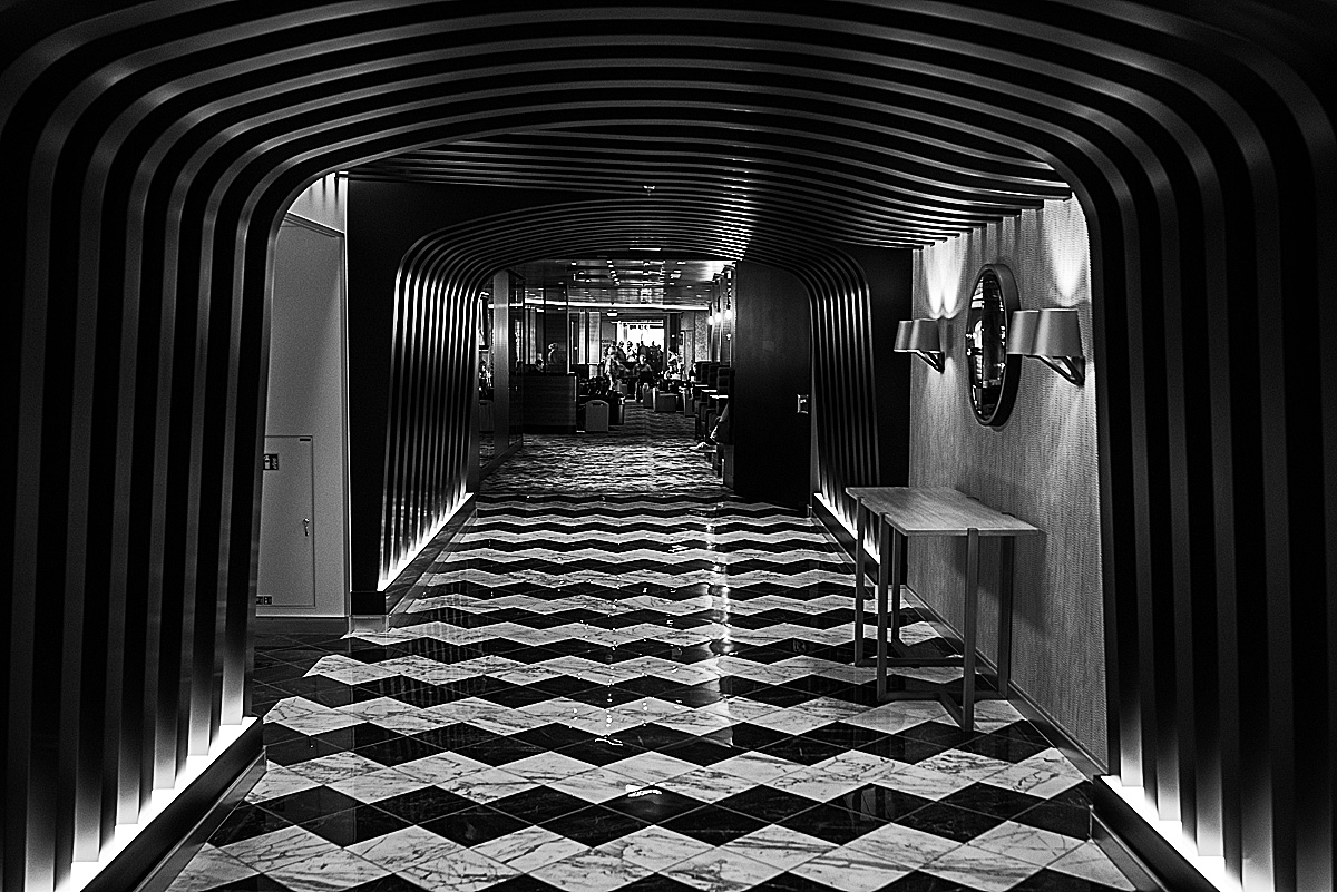 Bar Tunnel
