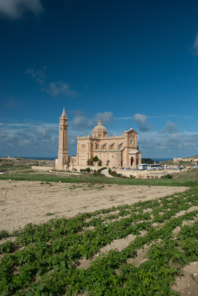Basilika ta'Pinu