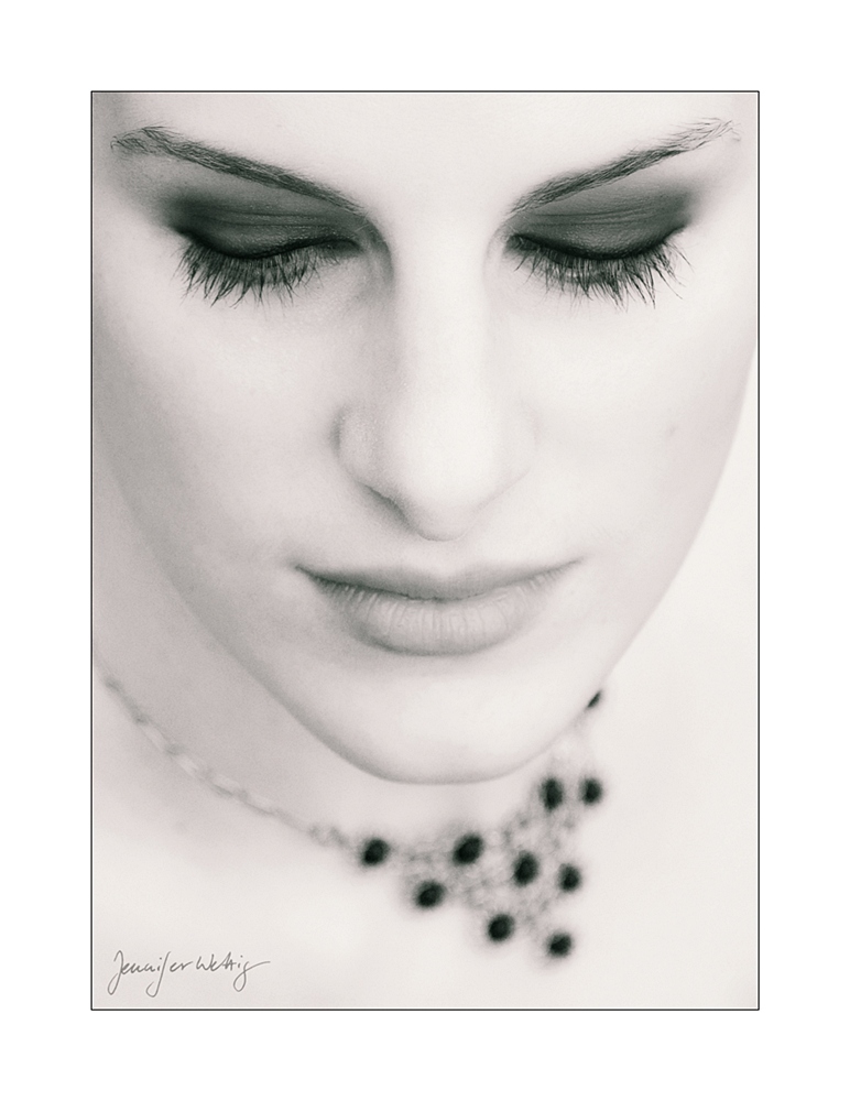 beauty portrait bw