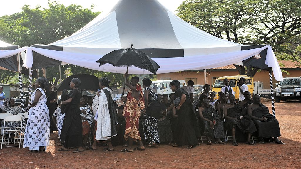 Beerdigungsfeier in Kumasi
2309