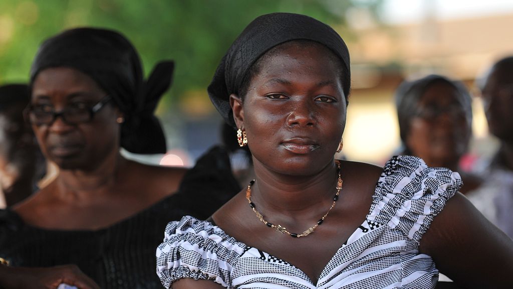 Beerdigungsfeier in Kumasi
Trauergast
4180