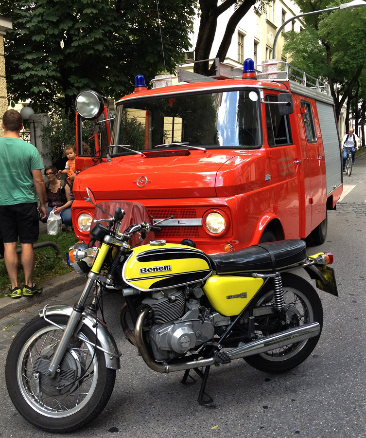 Benelli 650 07 2014 1 klein