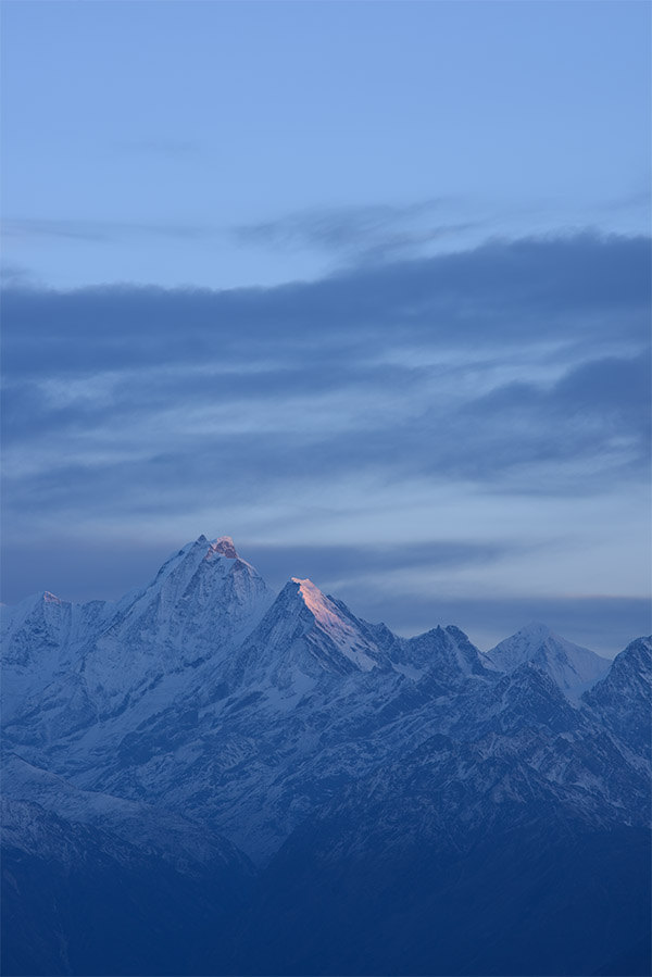 Berge von Laurebina klein