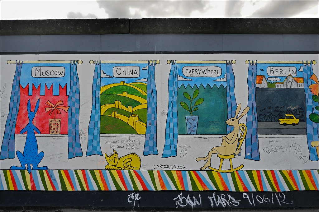 Berlin 25.09.2012 - East Side Gallery - Berlin and everywhere
