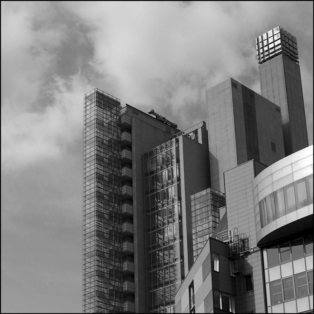 Berlin Q sw  D7K3032