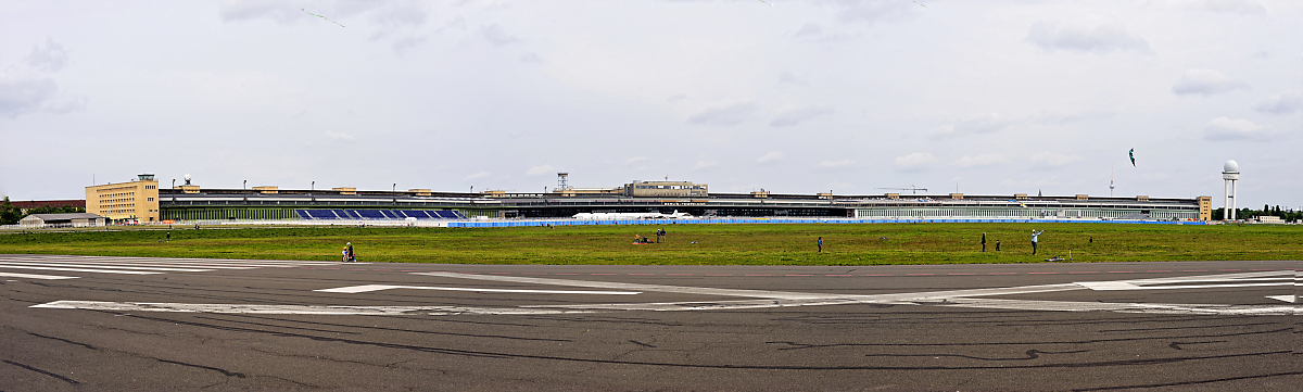 Berlin Tempelhof.jpg