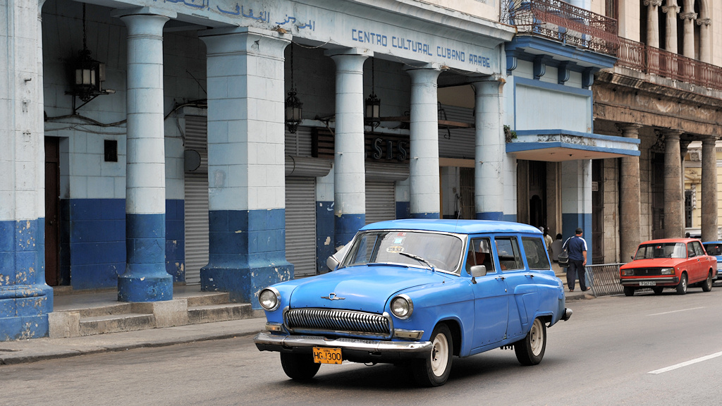 blau in Havanna
 1679