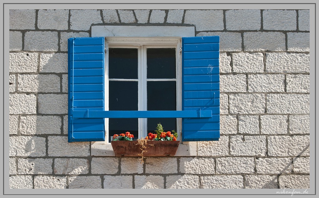 Blaues Fenster